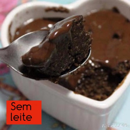 Bolo cremoso de chocolate na caneca